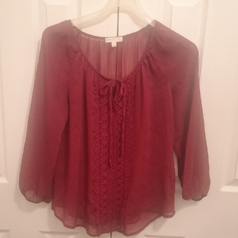 Love Fire Size L Burgandy  Lace Accent Blouse #Romantic #Feminine #Bohemian